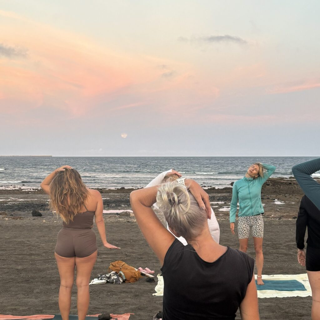 Evening yoga class El Médano